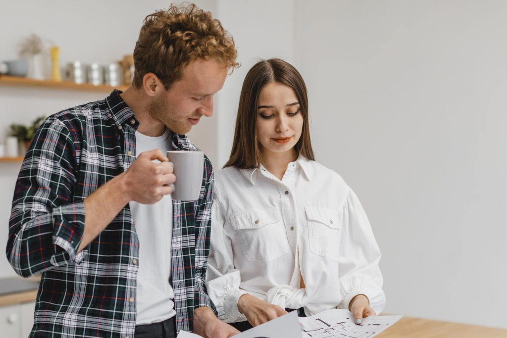 Osamaksujen yhdistäminen voi tuoda säästöä. Osamaksujen yhdistäminen voi tuoda säästöä.
